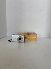 Canon PowerShot A4000 Is Silver 16MP Digital Camera With Battery and SD Card