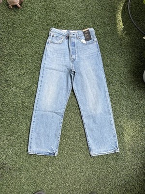 Levi s Ribcage Straight Ankle Fit Jeans Size 33W 27L Light Blue Wash