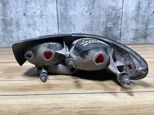 Luz trasera derecha pasajero Chrysler Sebring convertible 1996 1997 1998 1999 2000 - Imagen 2 de 4