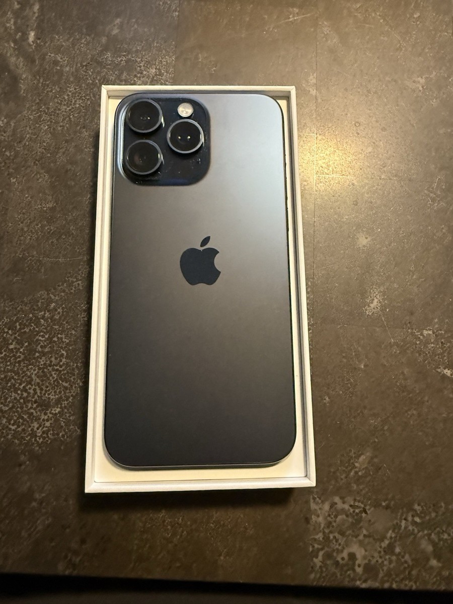 Apple iPhone 15 Pro Max 256GB シルバー 美品 Apple iPhone 15 Pro Max 256GB Unlocked Excellent Condition