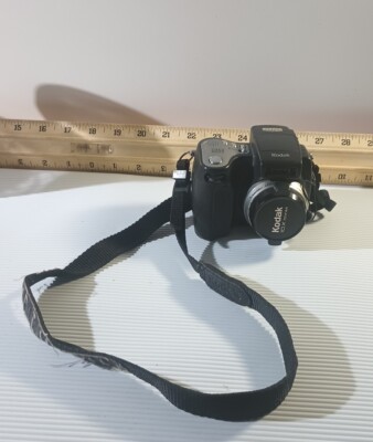 Kodak Easyshare DX 6490 Digital Camera 4 MP 10x Zoom - Untested Selling As Parts