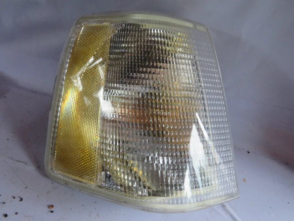 94 VOLVO 960 LUZ MARCADORA PASAJERO DERECHO DIESTRO Foto 3 de 4
