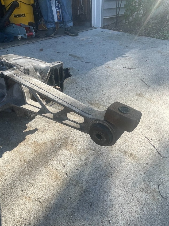 86 Corvette Rear Diff 1986 Chevrolet Corvette C4 Rear Differential w/ Bat Wing (Dana 36/ 3:07 ...