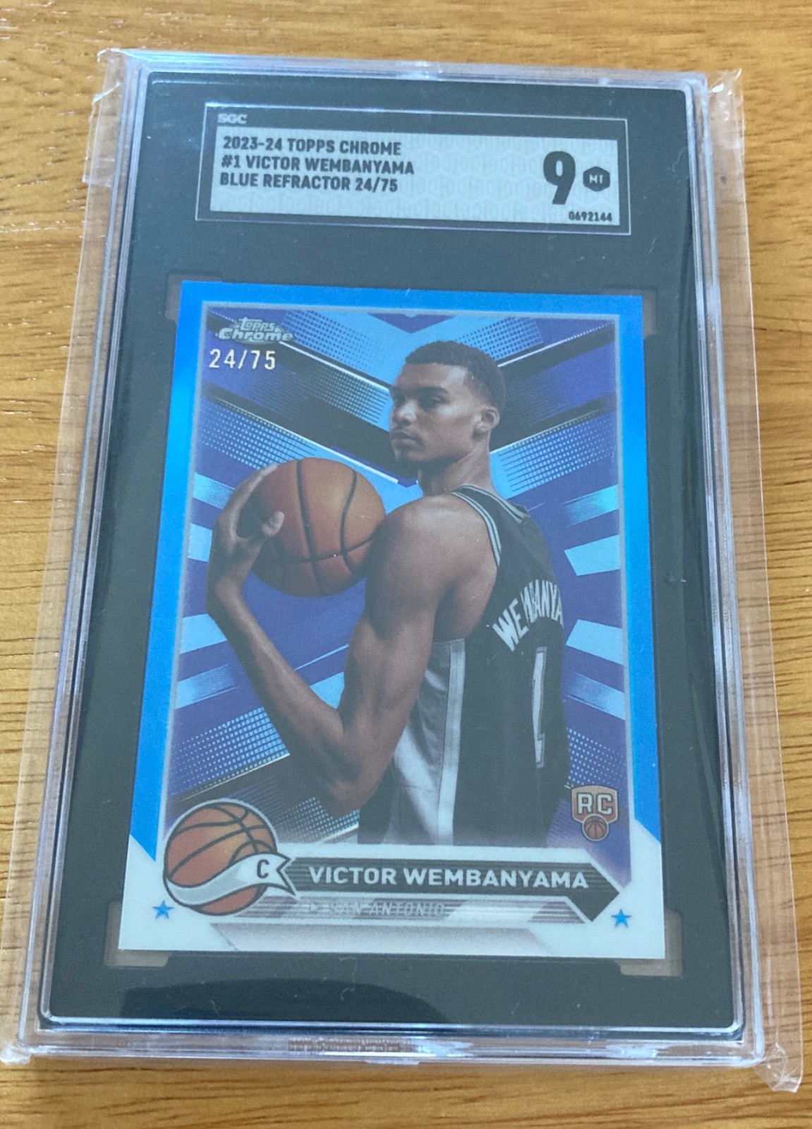 2023-24 SGC 9 topps chrome victor wembanyama #1 blue refractor /75 RC!!