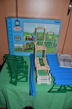 'THOMAS & FRIENDS' MOTOR ROAD & RAIL 'SUSPENSION BRIDGE'  Celebrating 60 years
