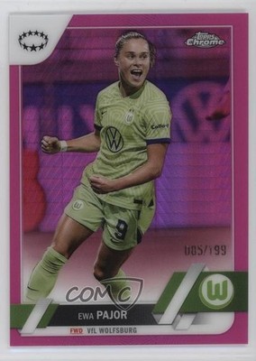2022 Chrome UEFA Women's Champions League Pink Prism Refractor Ewa Pajor 19di