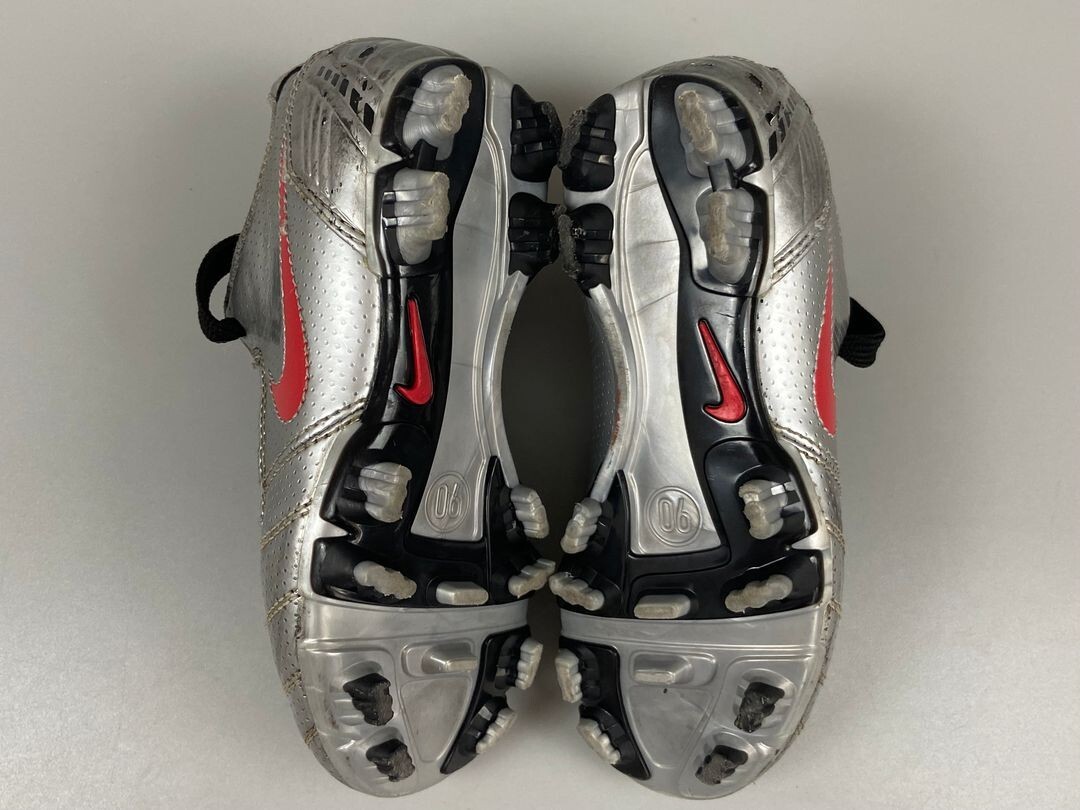 2009 Nike total 90 T90 shoot II FG US 10.5C vintage soccer