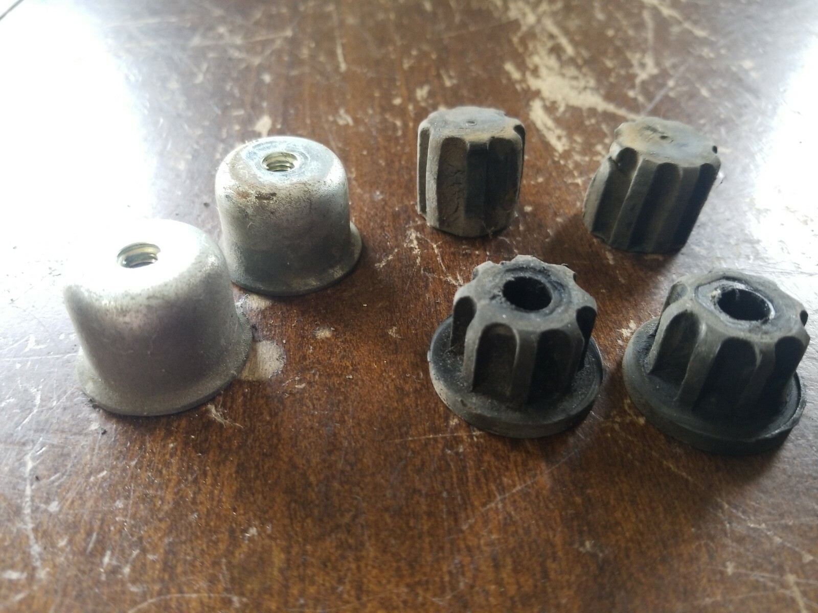 Xs750 Special Battery Tray Grommets eBay