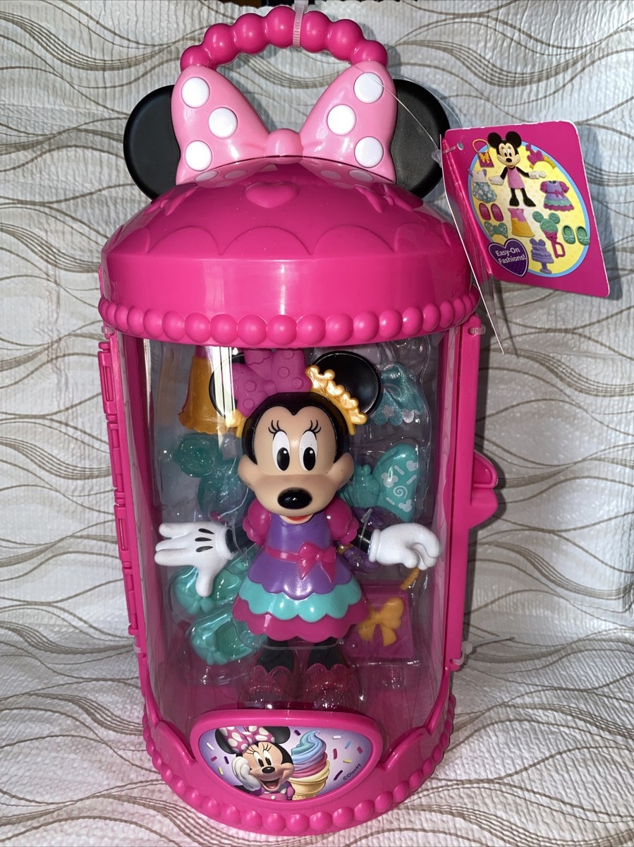 Disney Junior Minnie Mouse Fabulous Fashion Party Doll 14 Piece