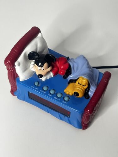 Vintage Mickey Mouse and Pluto Figurine Digital Alarm Clock - Picture 2 of 5