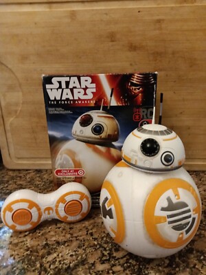 BB-8 Star Wars the Force Awakens Disney Store Exclusive 9.5 inch Rolling Robot