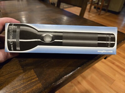 Brand New Maglite Flashlight Discontinued NOS 