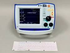 Zoll R Series ALS -Parameters: MFC, Masimo SPO2, ECG, CO2, NIBP, Pacing, Printer