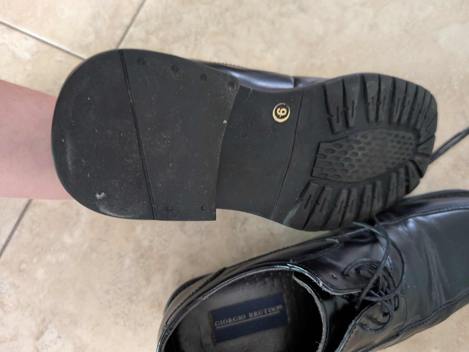 SAOLA Scarpe eleganti stringate GIORGIO BRUTINI uomo taglia 9 NERE pelle "JAMESHI" USATE