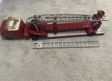 Vintage Structo Fire Department Red Metal Truck with Ladders 1940s to 1960s 31  