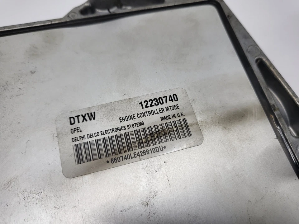 Opel Astra H - Motorsteuergerät Motor Steuergerät 12230740 (09) - Bild 4 von 4