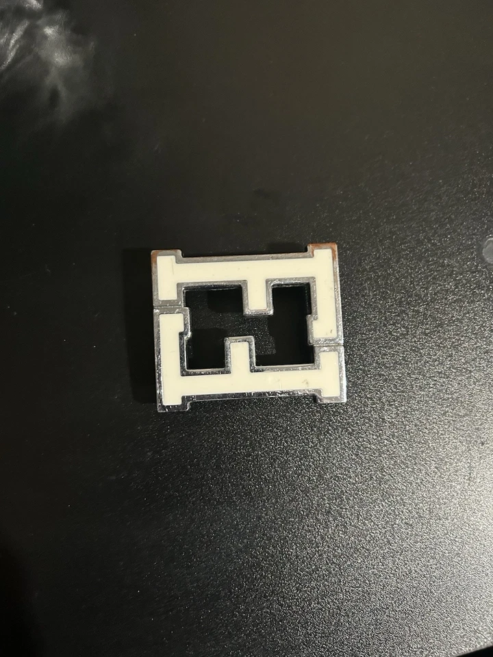 Auténtica hebilla de cinturón Fendi FF negra y plateada con cinturón total de 46” (sin lazo de cinturón) Foto 2 de 4