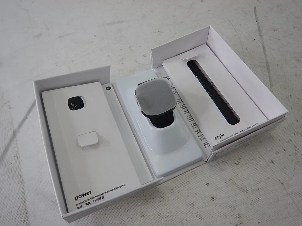 Fitbit Sense Advanced Smartwatch with Tools for Heart Health, Stress Management - Image 2 of 4