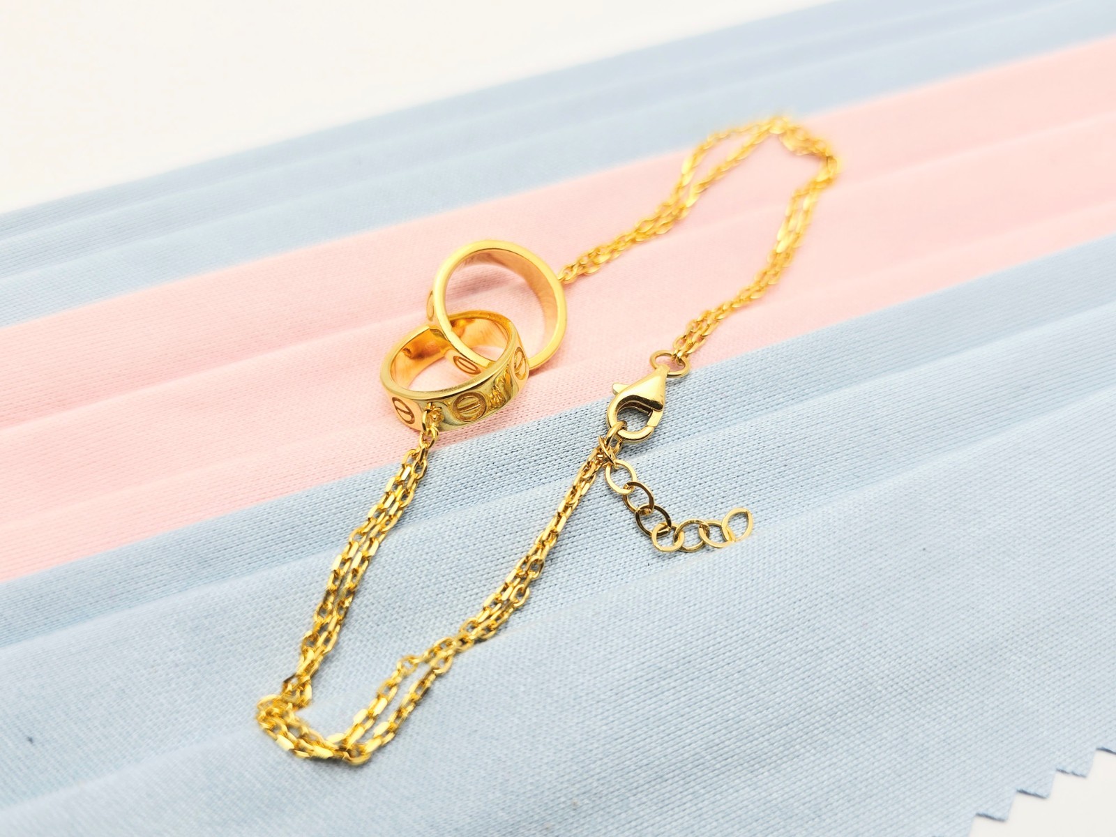 Unique 21K Solid Yellow Gold Interlocking Circles… - image 4