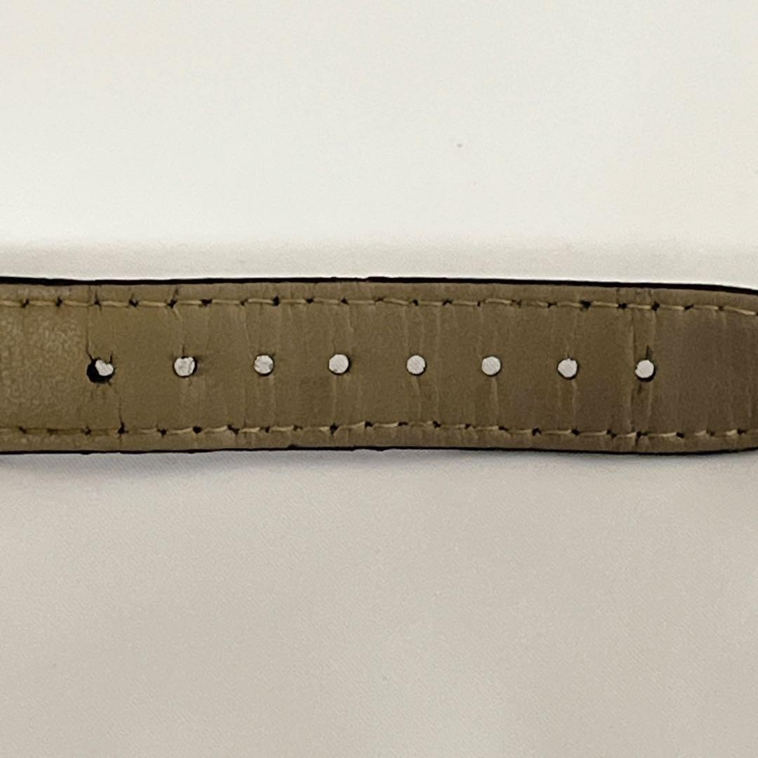 Working Item Old Gucci Watch Rectangular Square W… - image 9