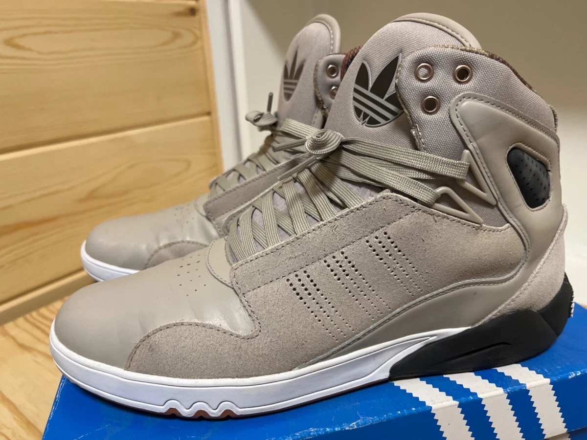 adidas roundhouse mid 2.0 size 9.5