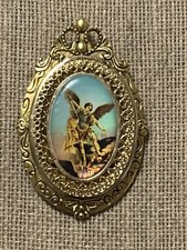 EN VENTA*X-LG.  COMBO BROCHE CAMAFEO CÚPULA CRISTAL SAN MICHAEL/COLGANTE-NUEVO.g-regal