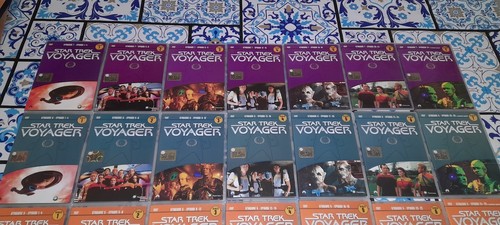 21 perfekte DVDs Star Trek Voyager-Season Hirsch. 4-5-6 komplett und in italienischen Versen - Bild 2 von 4