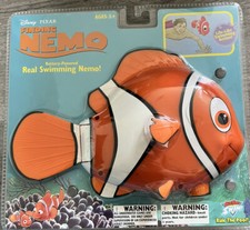Disney 2003 Pixar Finding Nemo Real Swimming 9.5" Battery Powered Pool Toy New