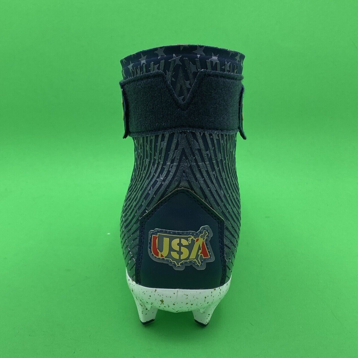 New Under Armour Highlight MC LE 