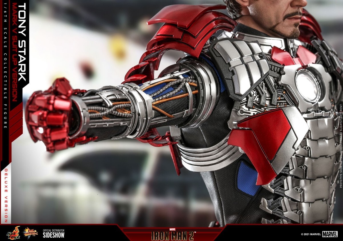 ホットトイズ アイアンマン マークV スーツアップバージョン デラックス 1:6 Hot Toys Tony Stark Iron Man Mark V Suit Up Version Deluxe 1