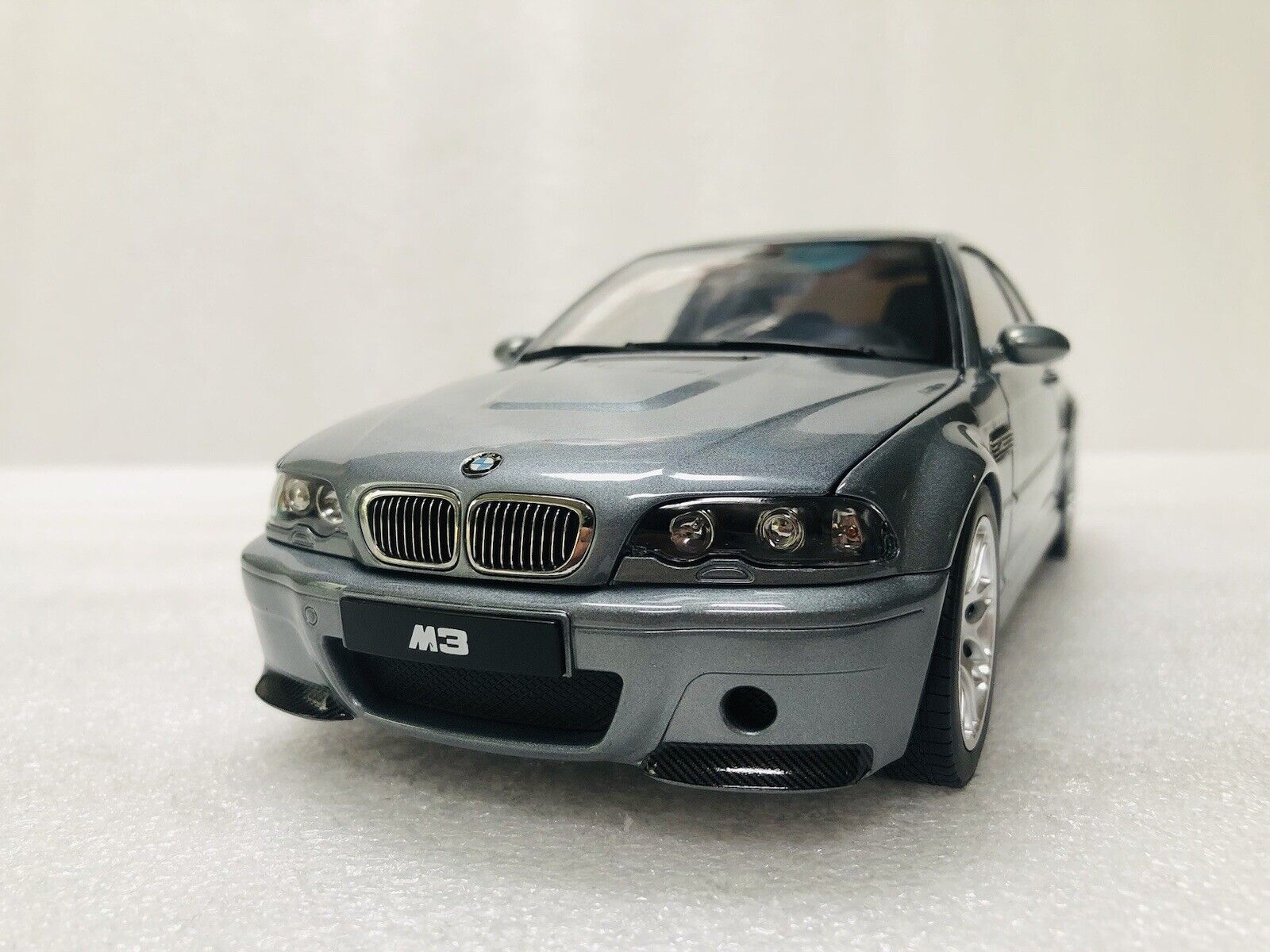 Picture 8 of 24