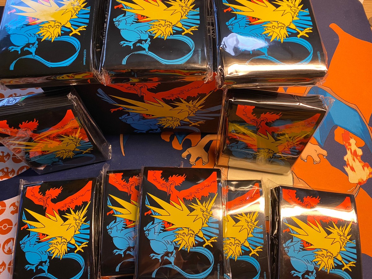 Pokemon Hidden Fates Card Sleeves Sealed Lot of 10 sold out rare with Box Pokemon Hidden Fates Card Sleeves Sealed Lot of 10 sold out rare with Box