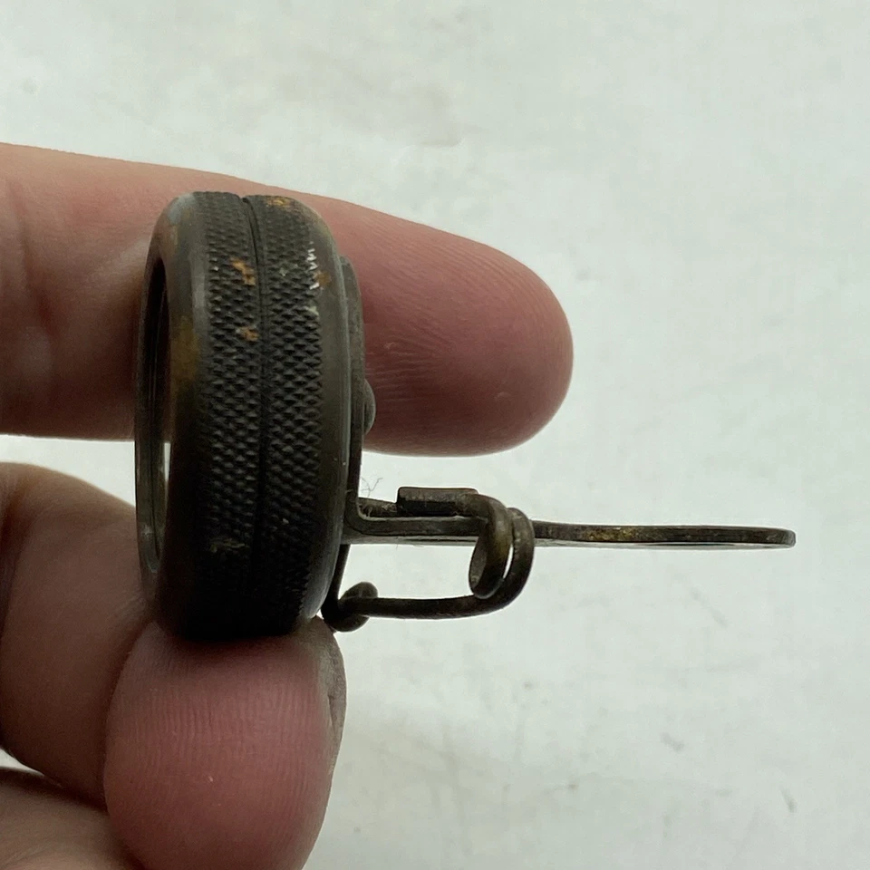 MARCAS Gladstone MI ~ Militar Caza Senderismo Solapa Pin-On Latón Brújula 20 Foto 4 de 4