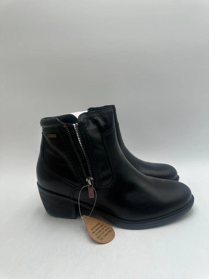 Clarks Neva Zip WP NEW Women's Casual/Boot Color Black Multiple Sizes - Image 3 of 4