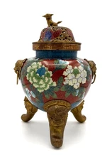 STUNNING Vintage Chinese Enamel Cloisonné Guarding Lion Dog Censer Incense Vase