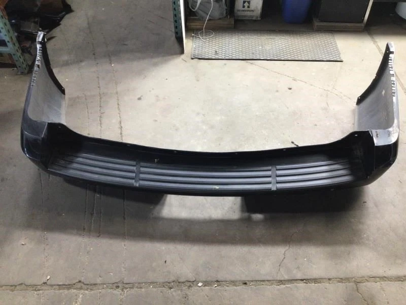 2007 GMC YUKON XL 1500 SLT ЗАДНИЙ БАМПЕР КРЫШКА ЧЕРНЫЙ OEM + - Изображение 3 из 4