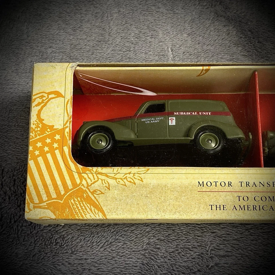 Lledo - Motor Transport - 1941-1942 - US Armed Forces - 3 Car Truck Set - 1991 - Image 4 of 4