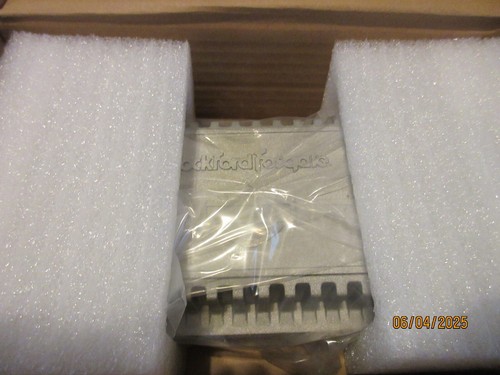 OEM Harley Davidson Street Road Glide Rockford Fosgate 4/200W Amplifier 2024-25 - 第 6/6 張圖片