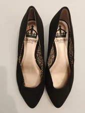 NWOT Crown Vintage Black Suede Flats Size 6