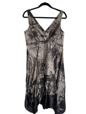 Women’s Teri Jon Cocktail Dress Size 12 Gray Abstract 100% Silk V Neck Zipper
