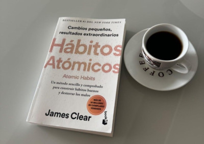 Hábitos atómicos: Cambios pequeños, resultados extraordinarios / Atomic Habits