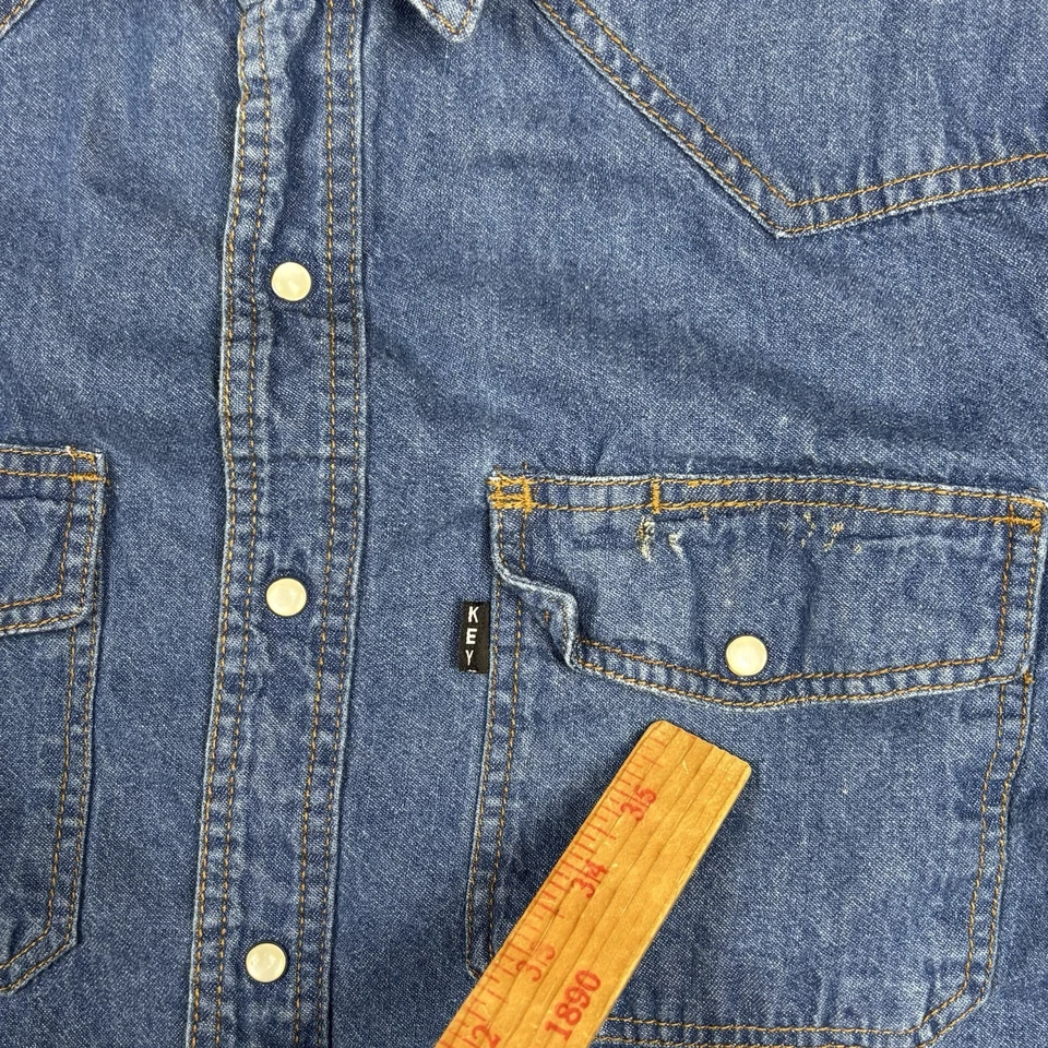 Camisa de mezclilla Key Western Pearl con botones a presión para hombre azul mediano Jean Foto 3 de 4