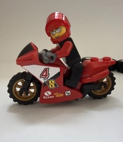 L E G O - CITY Replacement 2x Red Racing Motorcycle 2 Minifigures 60084 EUC
