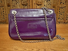 LULU GUINNESS PURPLE PATENT LEATHER WITH SILVER EFFECT CHAIN