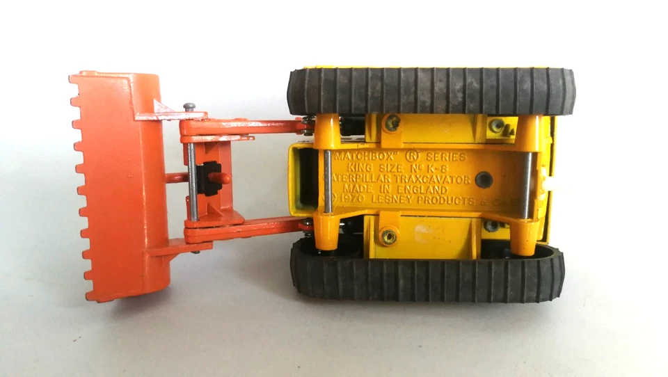 Matchbox King Size K-8 Caterpillar Traxcavator mit Fahrerfigur (sehr selten) - Bild 3 von 4
