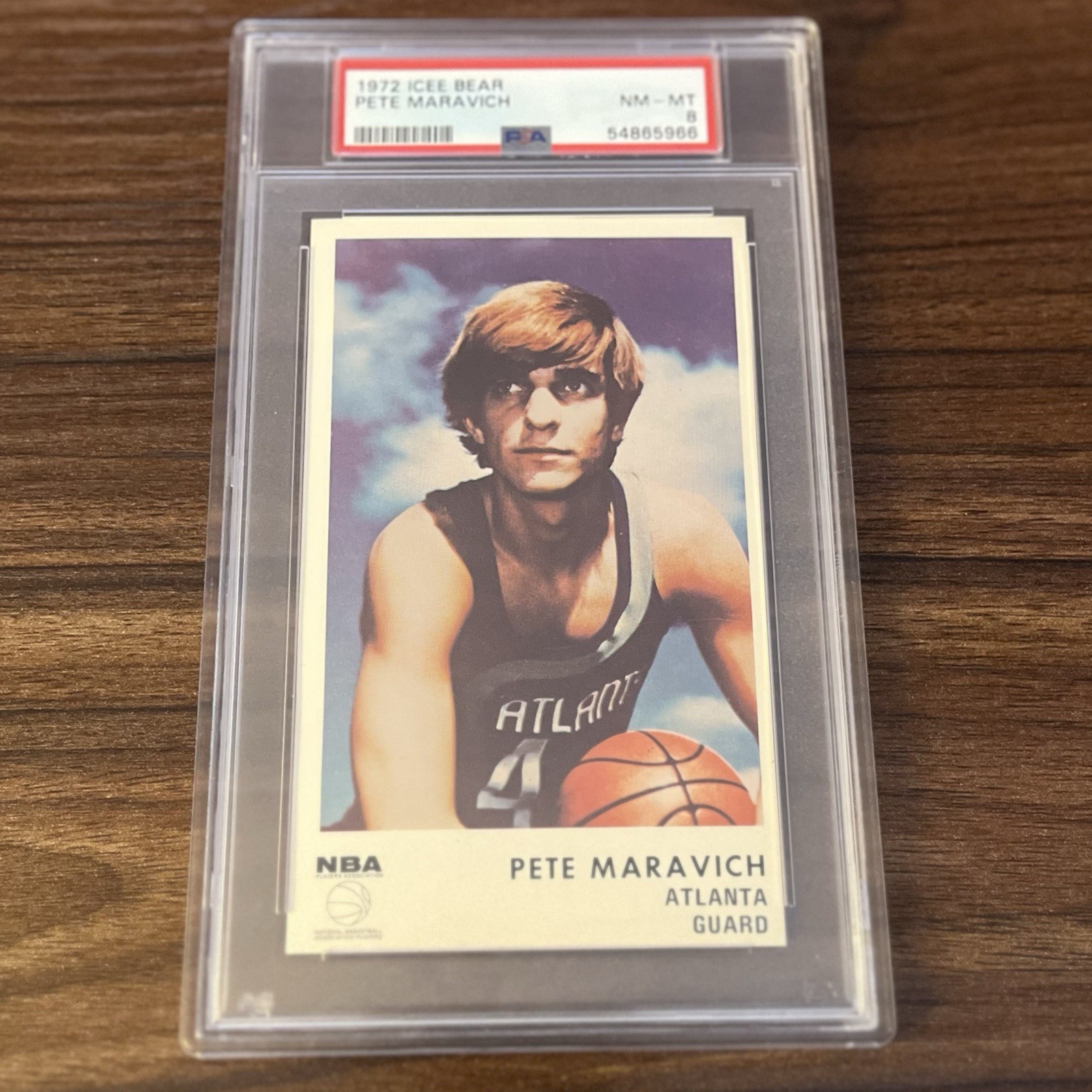 1972 ICEE BEAR Pete Maravich PSA 8 NM-MT Atlanta Hawks NEW SLAB!
