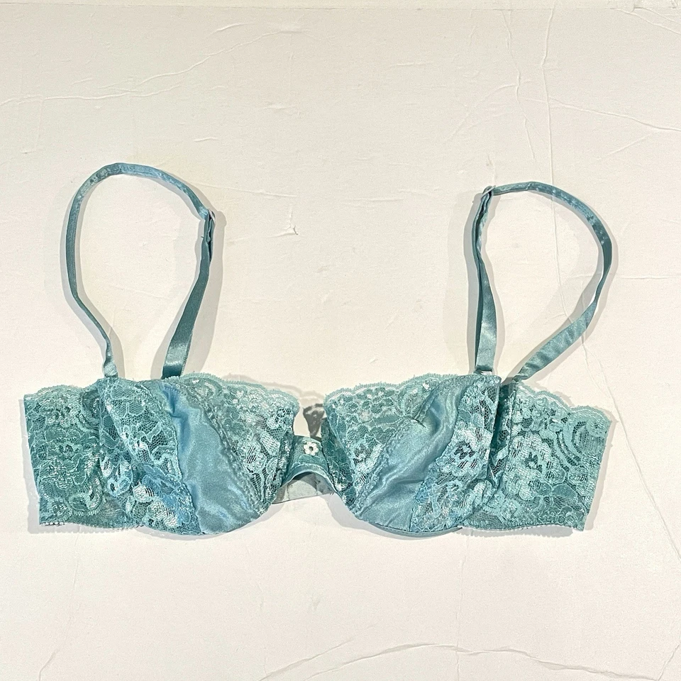 复古 Christian Dior Intimates Aqua 蓝色蕾丝缎面钢圈 Demi 胸罩 34B 90 年代 — 第 2/4 张图片