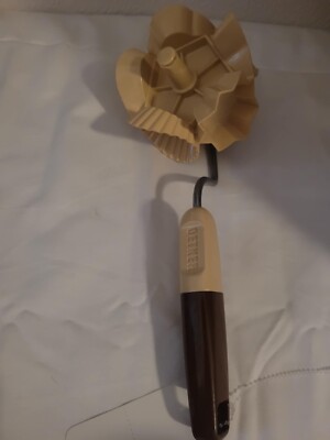Vintage Antique OETKER Rolling Cookie Biscuit Pastry Cutter RARE Very HTF (b2)