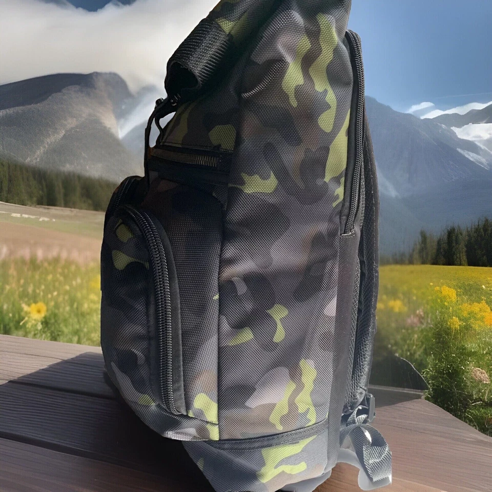 Mochila TUMI Edición Limitada Alpha Bravo London Roll Top Gris Verde Camuflaje Foto 4 de 4