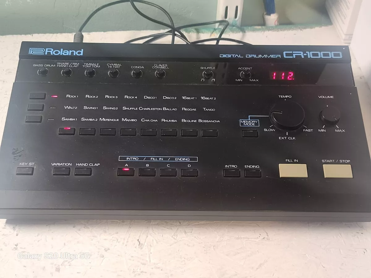 Roland CR 1000 Digital Drummer Midi Drum Machine With AC Power